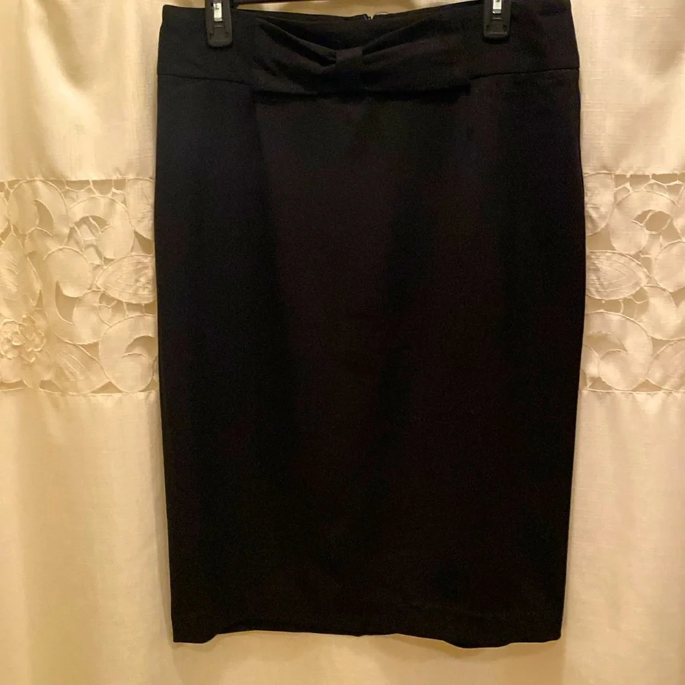 Woman’s Black Pencil Skirt by Grace Elements, Size 12 - Picture 1 of 4